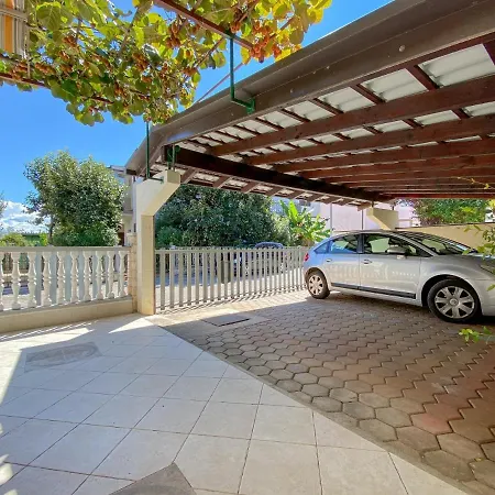 Beco A2 1 Nr 3 Apartment *