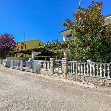Beco A2 1 Nr 3 Apartment *